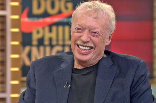 Shoe Dog by Phil Knight: The Inspiring Memoir of Nike's Founder